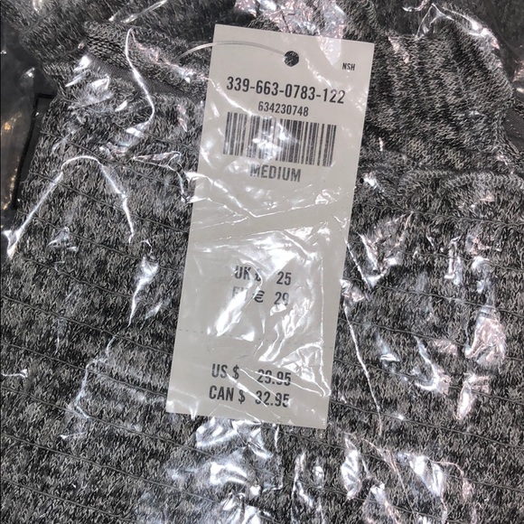 New Hollister top - Picture 8 of 8